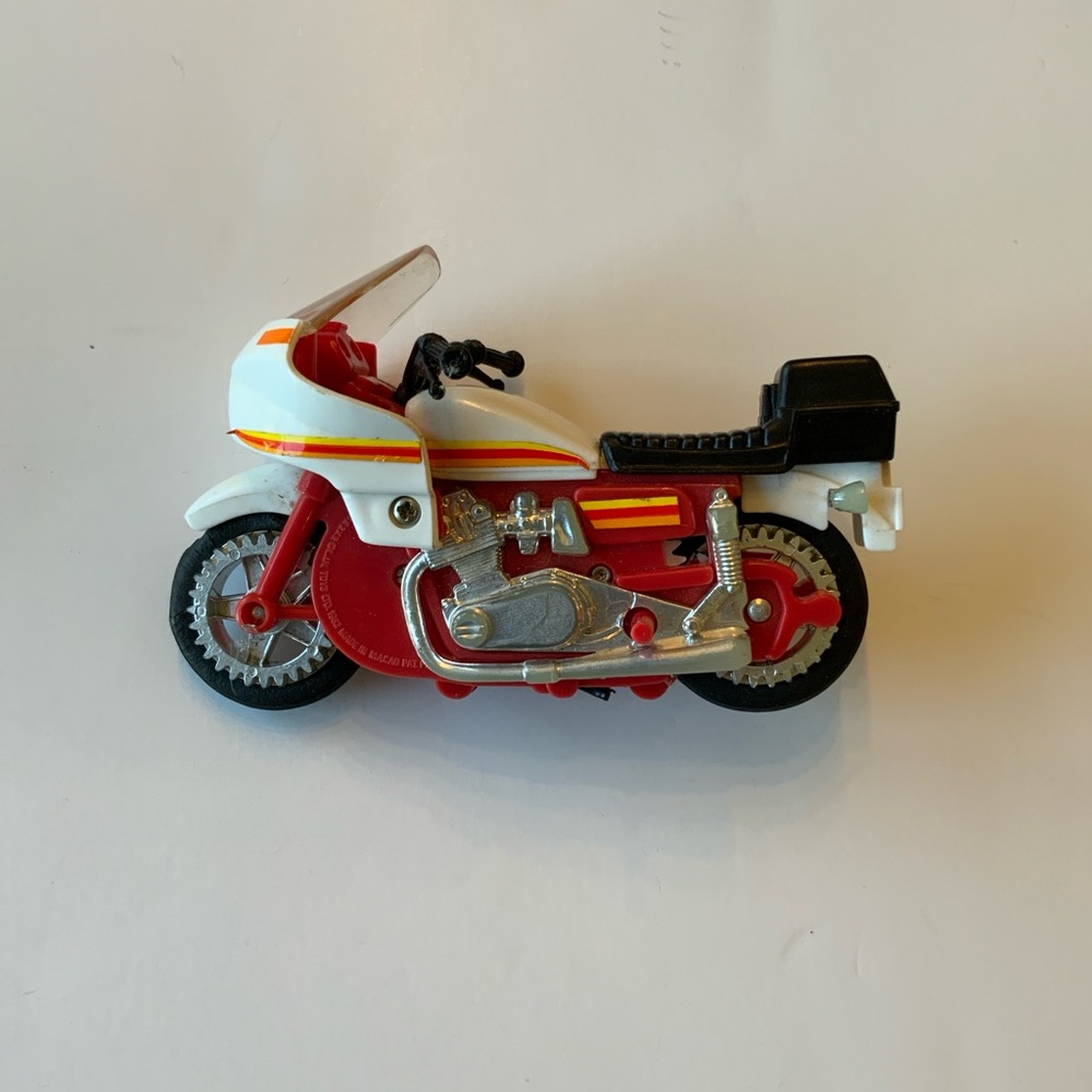 Vintage 80s LJN Rough Riders 2x2 Toy Motorcycle